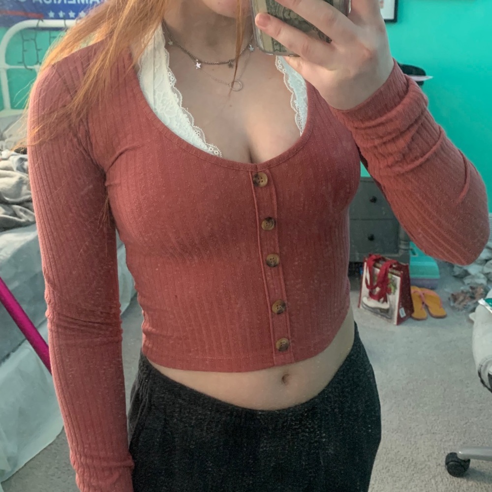 Button long sleeve crop top